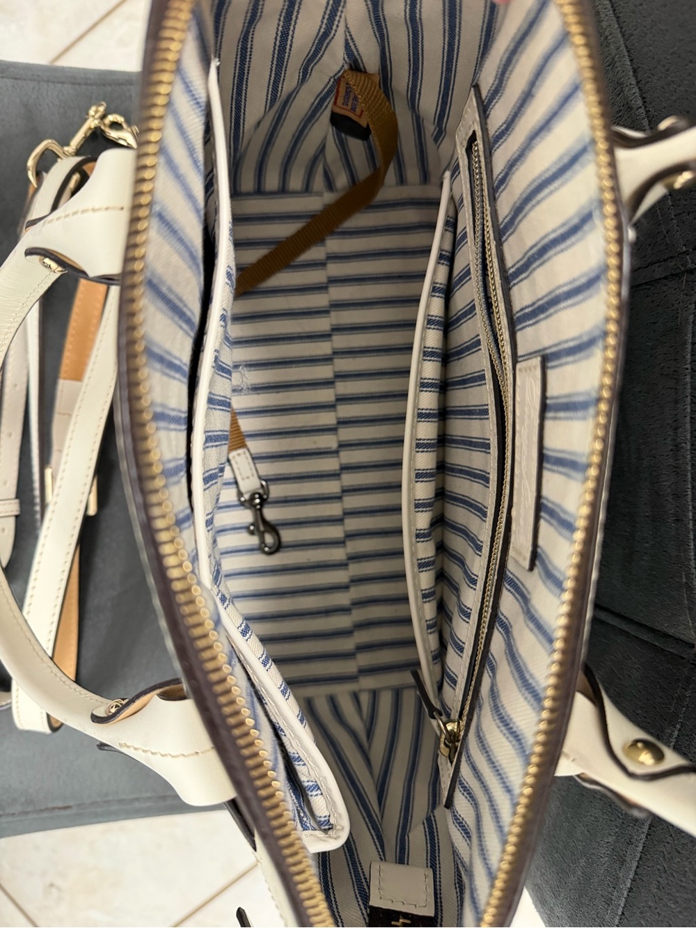 Dooney & Bourke Cream Leather Satchel with Removable Strap - Picture 3 of 7